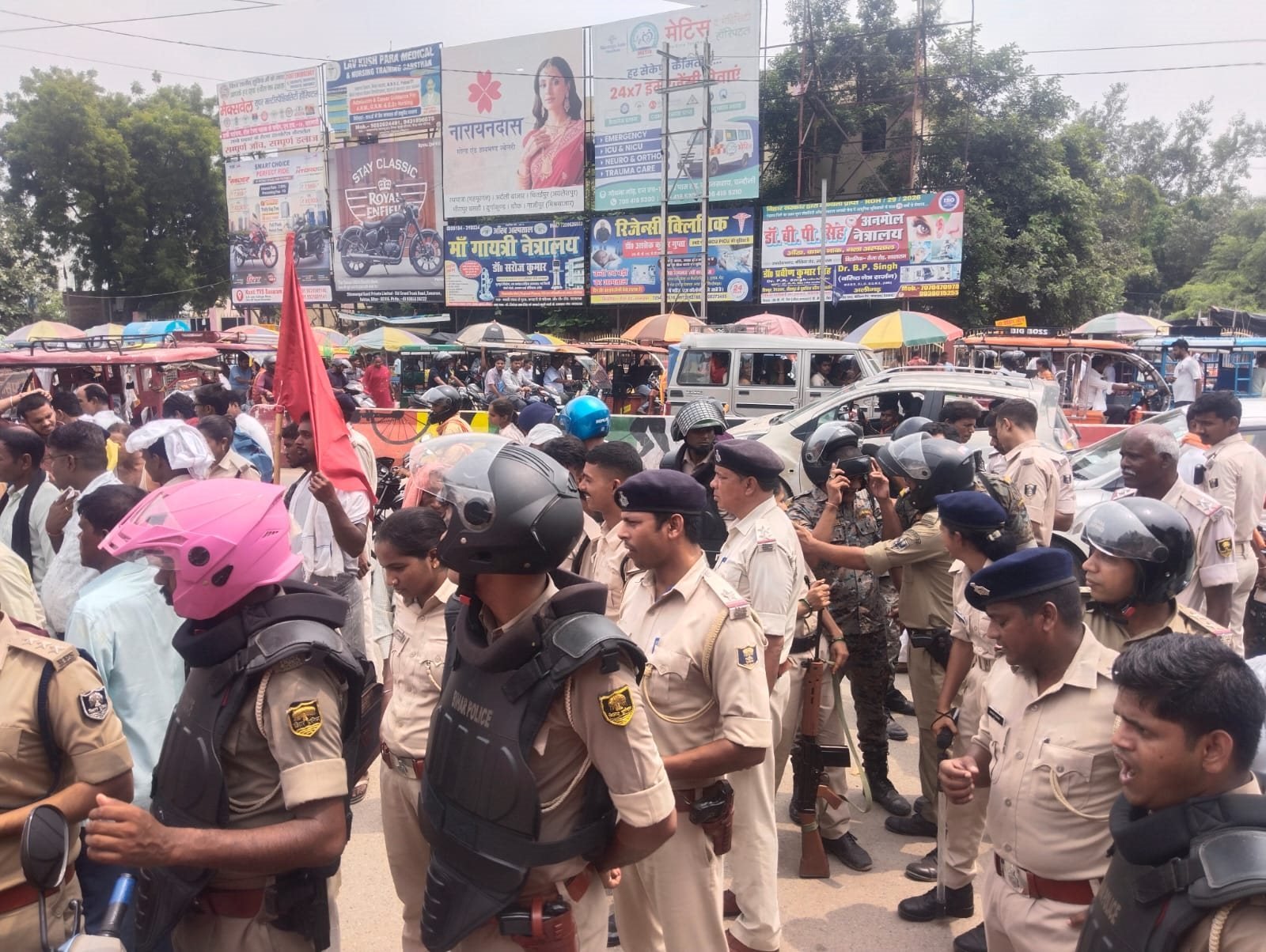 Samiti campaign activity, August 2026.